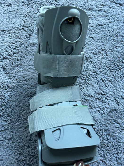 But ortopedyczny walker S