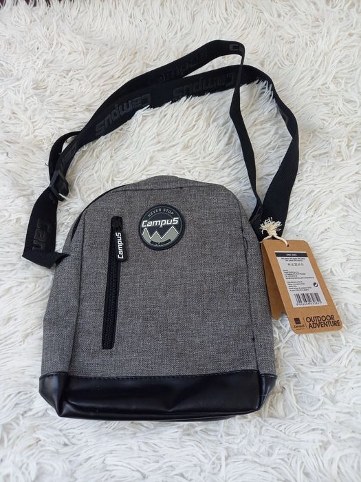 Listonoszka szara Campus