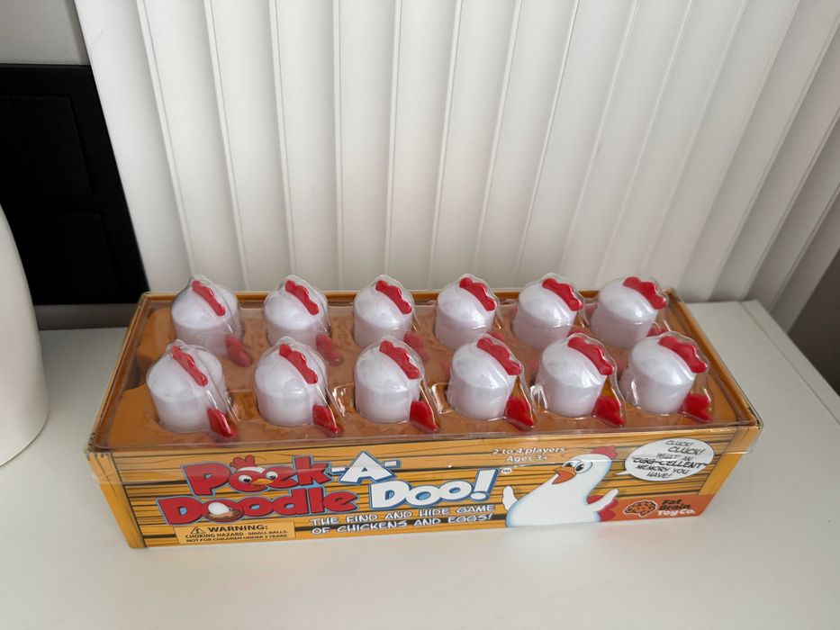 Peek-A-Doodle Doo! Fat Brain Toys Gra Kurnik