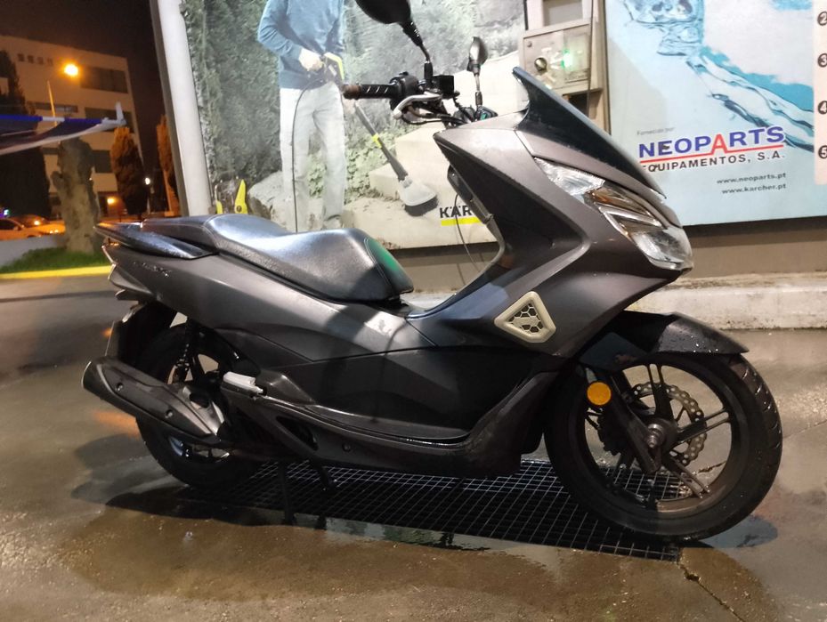 Honda PCX 2017 De Garagem