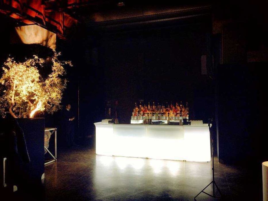 Bar com iluminação