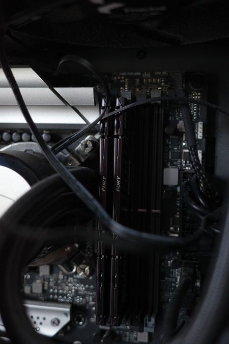 Desktop i9 13900K para trabalho de edição de vídeo, fotografia, gaming