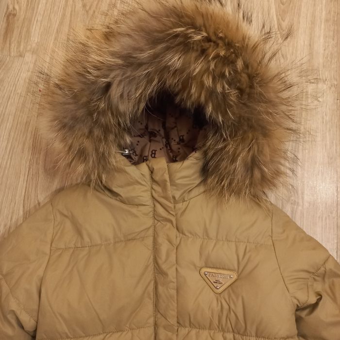 Пуховик для дівчинки