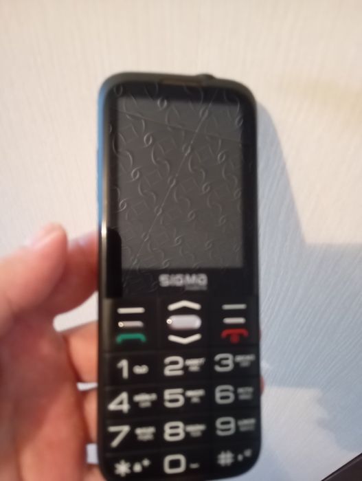 Телефон кнопочний