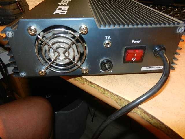 ładowarka WAECO Perfect Charge IU2512 do karetka ,jacht,kamper