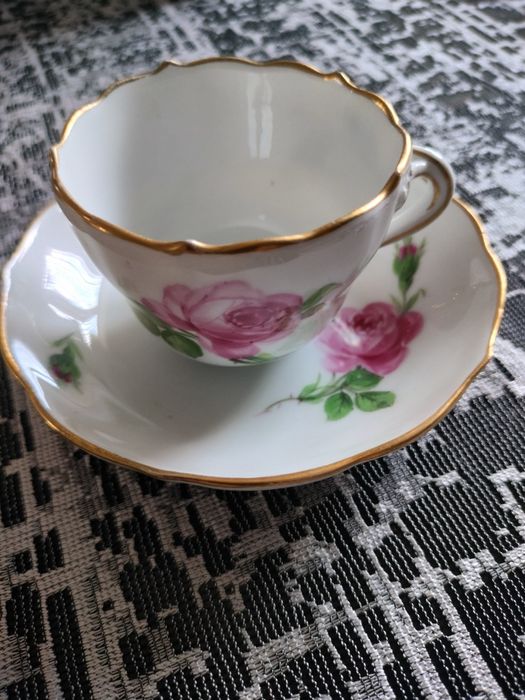 Antyczna filiżanka Meissen (Miśnia) ok. 1900 r. – ręcznie malowana