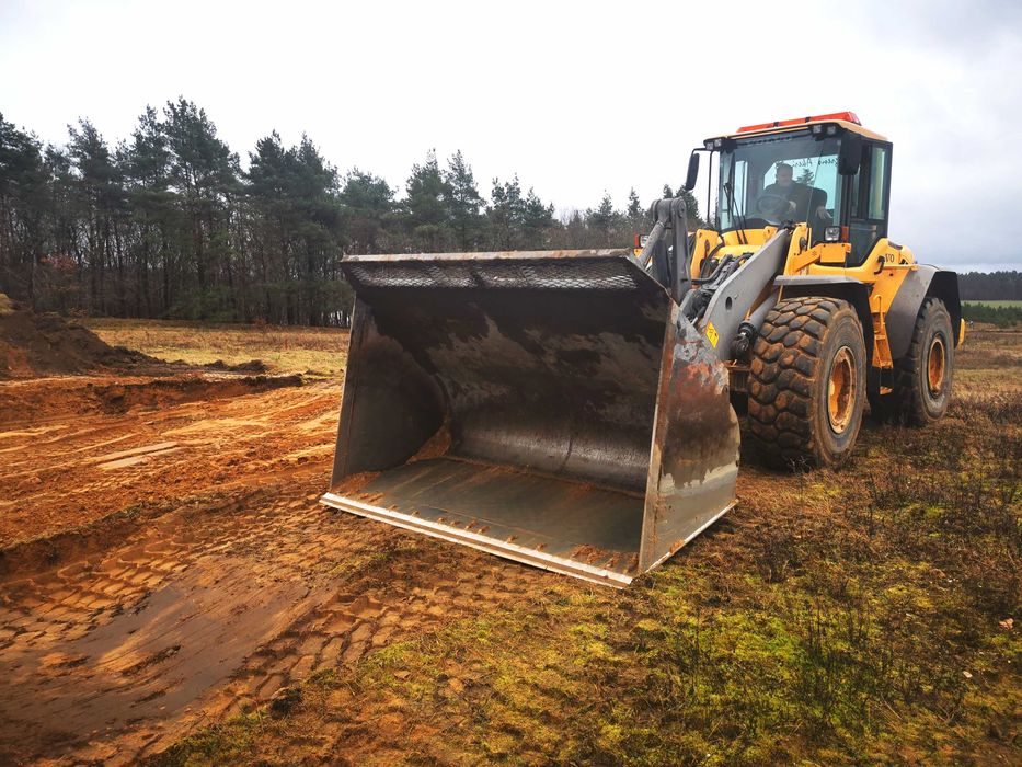 Roboty ziemne Niwelacja terenu, Wykopy Wyburzenia Koparka Ładowarka Szczecinek i okolice