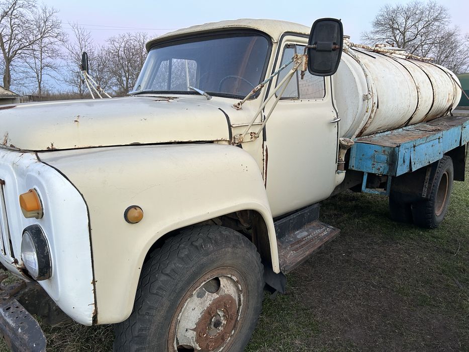 Продам Газ 53 молоковоз
