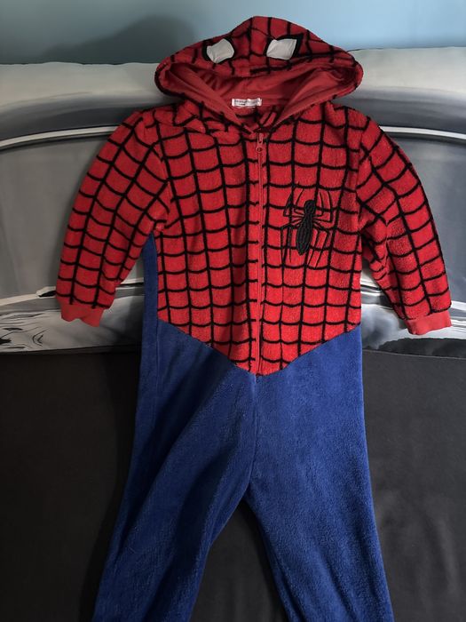 Kombinezon spiderman