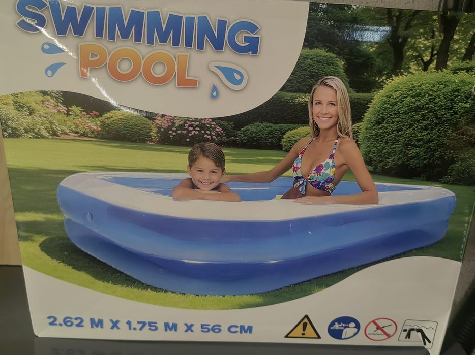 Piscina insuflável * NOVA