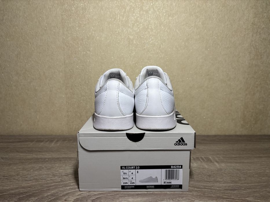 Оригінальні кросівки adidas VL COURT 2.0, 22.5 см