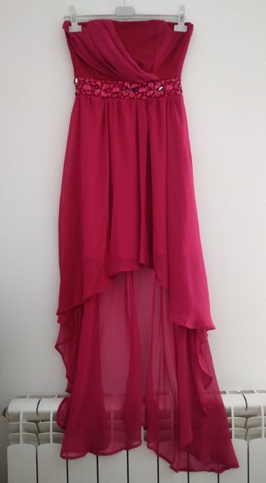 Sukienka  z odsłoniętymi ramionami  - Ax Paris