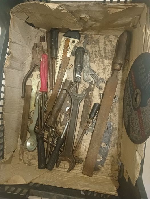 Продам інструменти