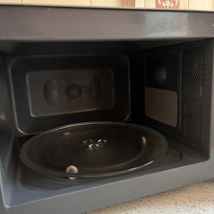 Мікрохильовка Gorenje MMO 20 DEII