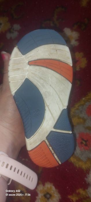 Продам сандалики на мальчика 23 размера