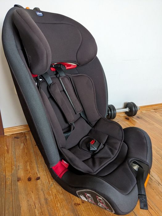 Автокрісло Chicco Gro-Up 1-2-3 Red Passion
Chicco