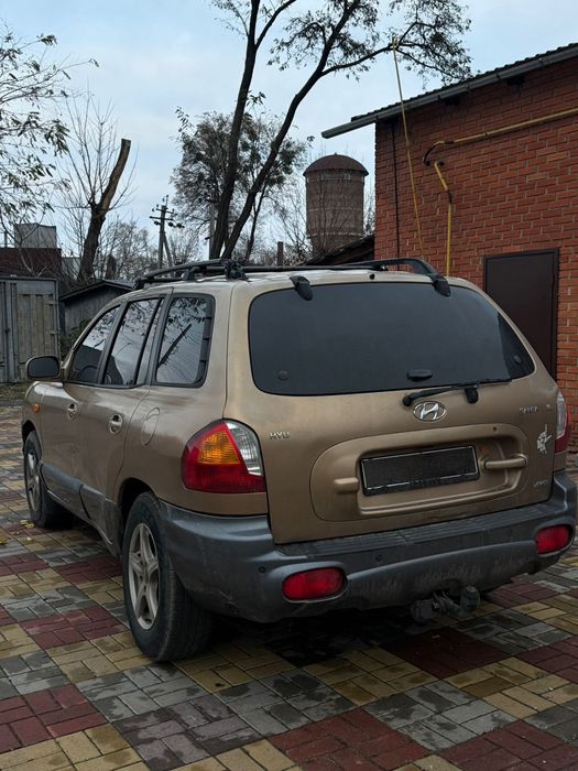 автомобиль  Hiundai Santa fe