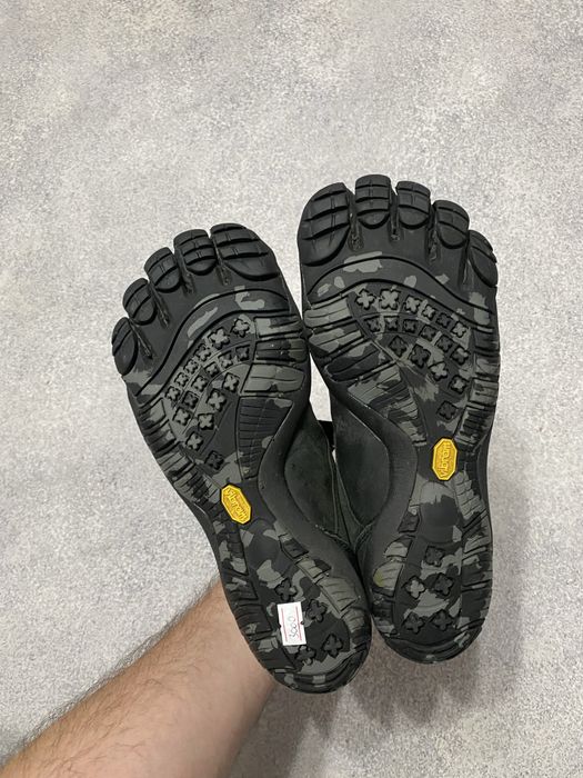 Шкіряні кросівки 5 пальців Vibram Fivefingers