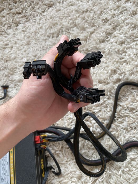 Блок живлення Chieftec 750w, 90% gold. На пломбах та гарантії