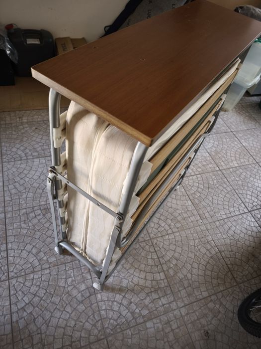 Cama solteiro dobrável