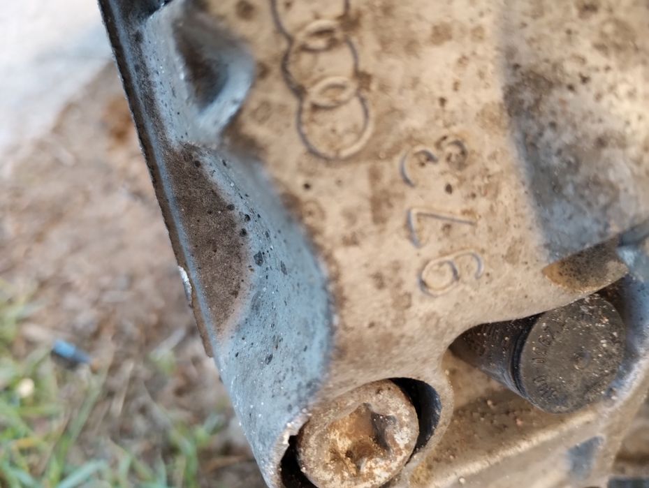 Zawieszenie lewe przód audi a4 b7 3.0tdi quattro mcperson kopyto