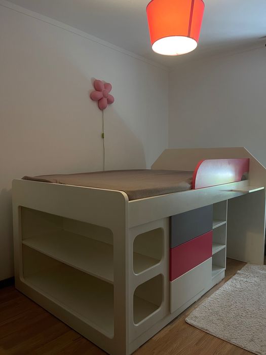 Cama de corpo e meio