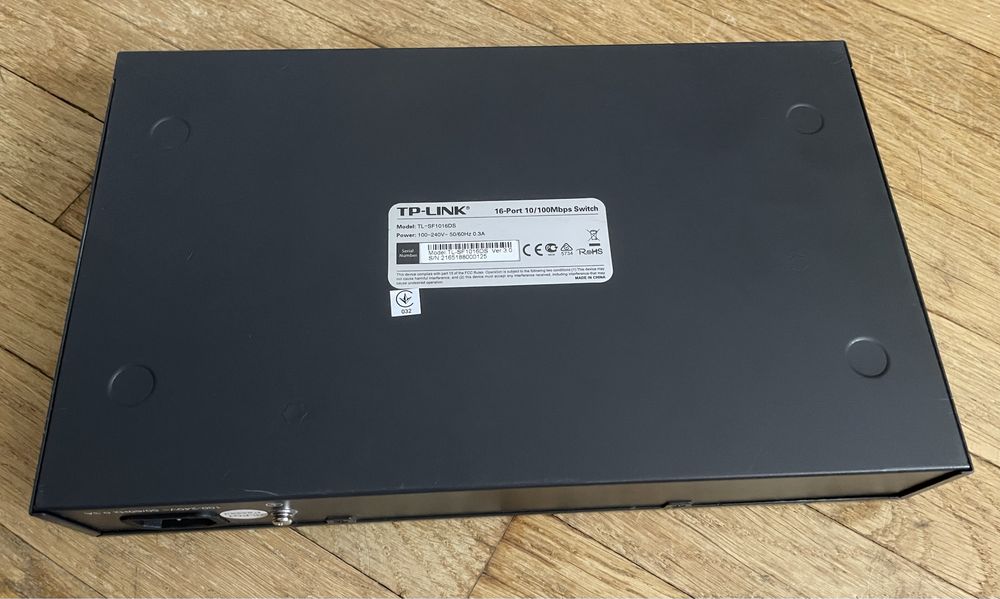 Комутатор мережевий TP-Link TL-SF1016DS