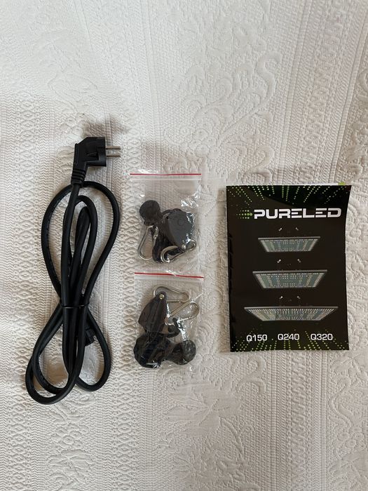 Luz Pure LED Q240
