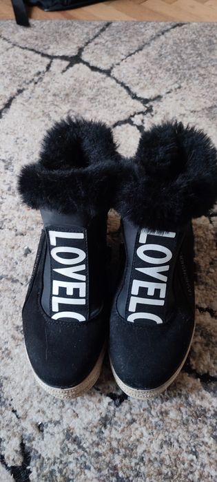 Botki z futerkiem 36