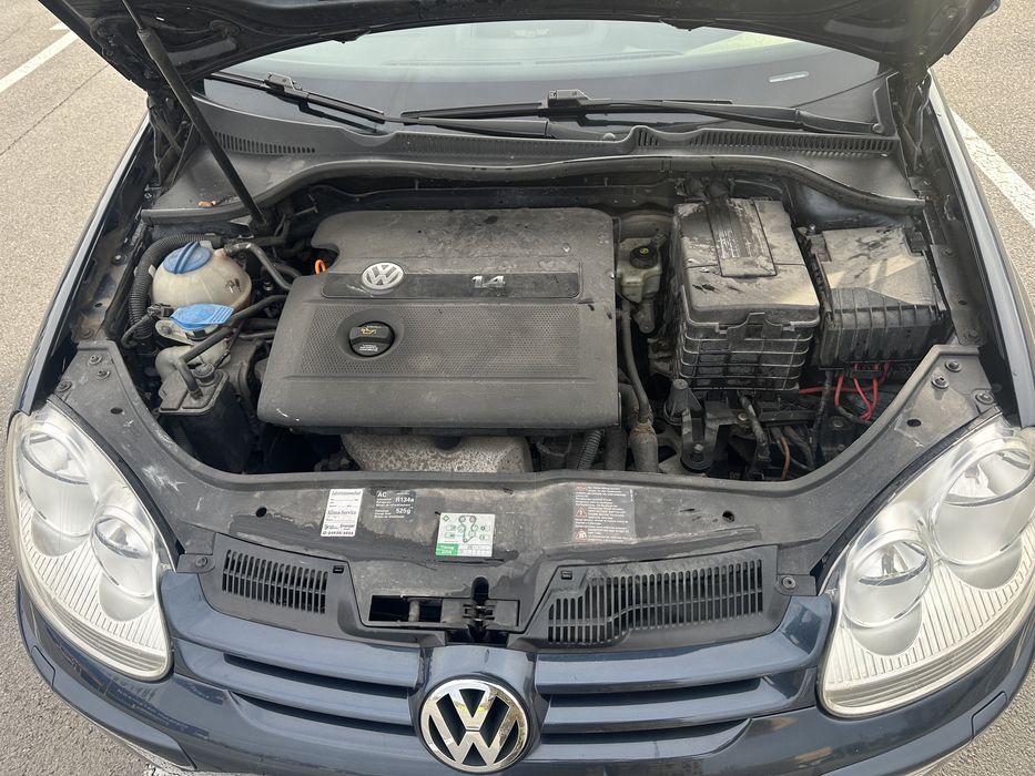 Продам VW Golf5 2006 1.4 MT