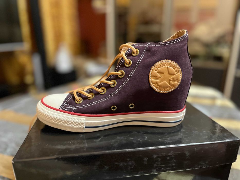 Продаются новые женские кеды  Converse All Star (оригинал) р.38