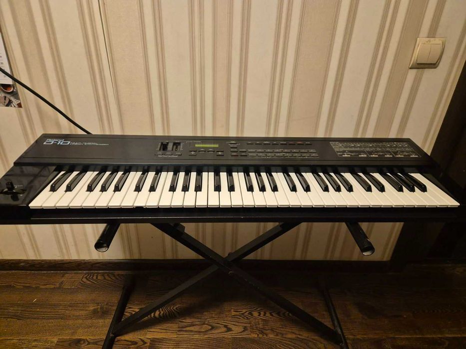 Синтезатор Roland D-10