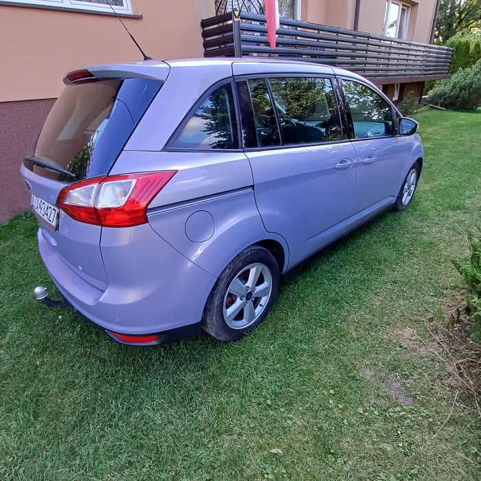 Ford c-max grand