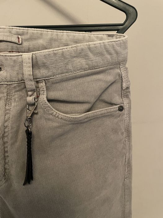 Calças de bombazina