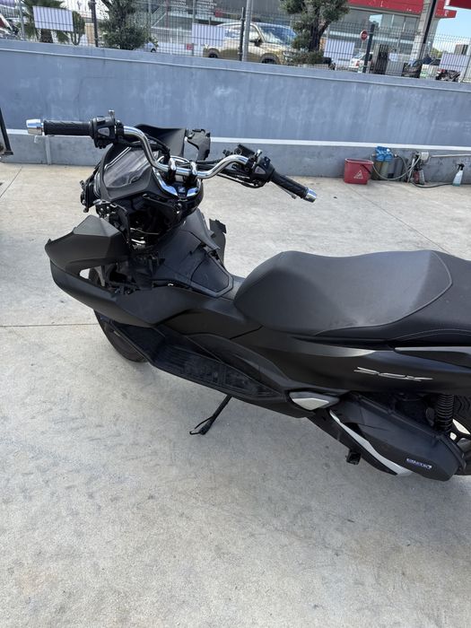 Vendo pcx 2024 acidentada 14mil km