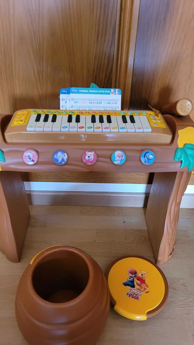 Piano winnie the pooh