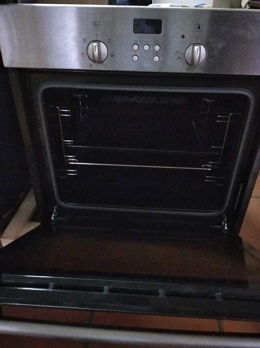 Forno eléctrico encastre Bosch HBN331E1/46,precisar uma resistência.