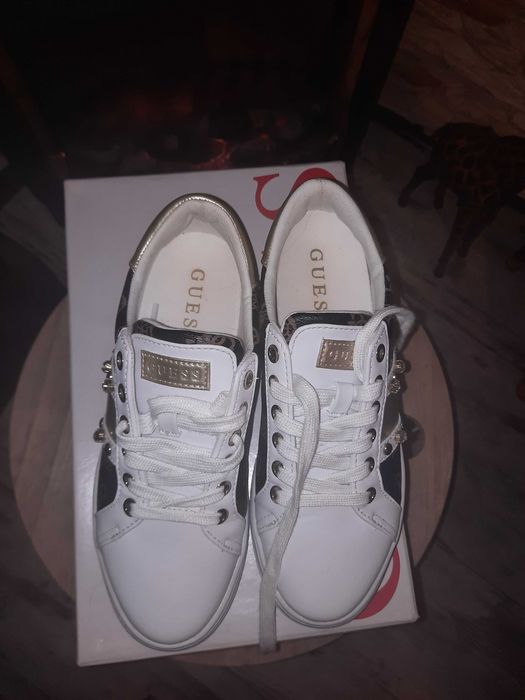 GUESS sneakersy jak nowe
