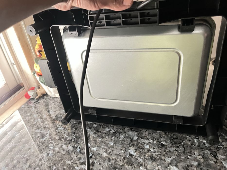 Grelhador eletrico como novo