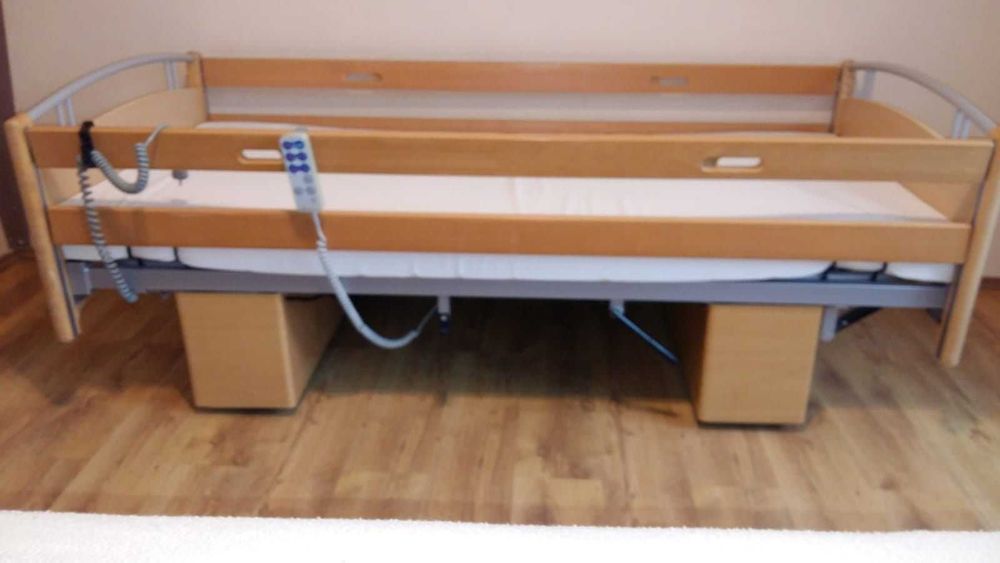 Łóżko rehabilitacyjne zabudowane dowoz montaz rok gearancji