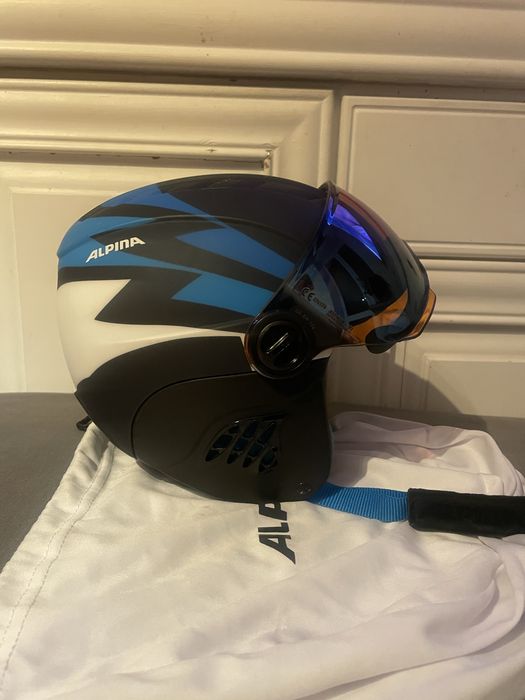 Kask narciarski z szybą Alpina. Rozm xs