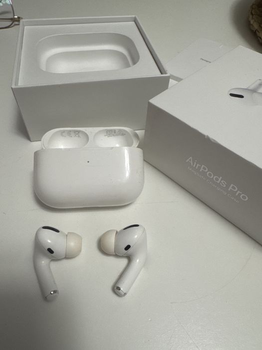 AirPods Pro Biały