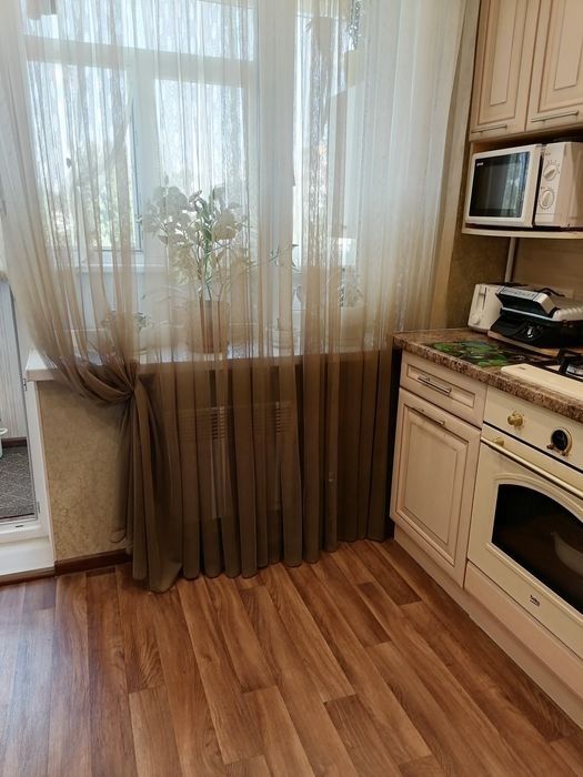 Продам 2х.к  кв 5/5эт дома в центре