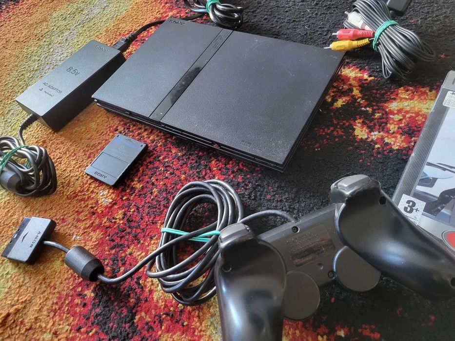 Konsola PlayStation 2 PS2 Slim SCPH-75004, Pad, Okablowanie, Karta 8MB