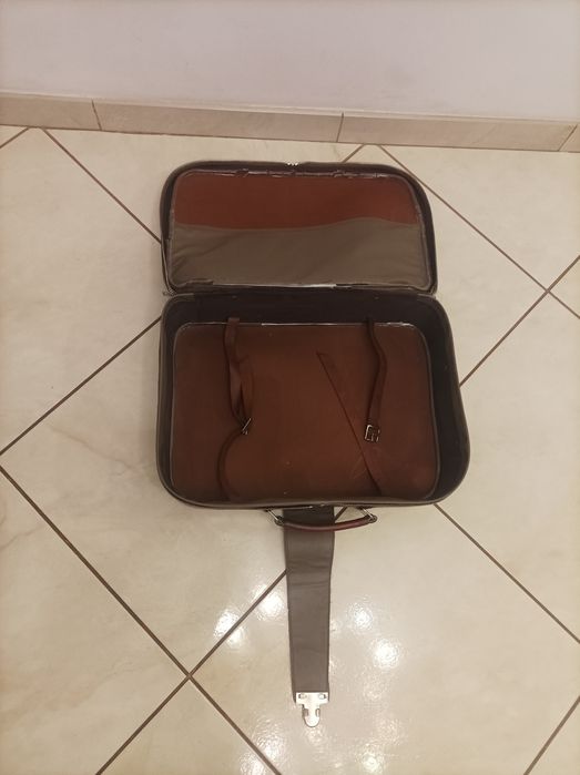 Stara walizka z prl-u