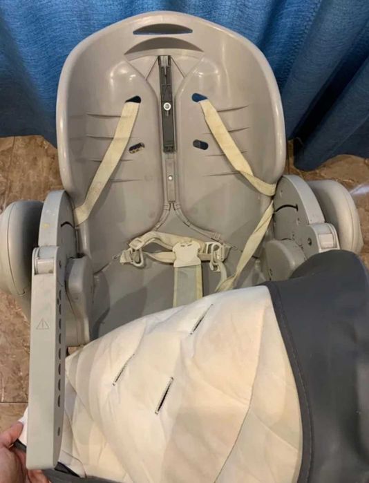 Детское кресло стул для кормления Chicco