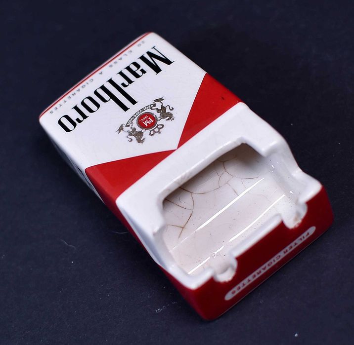Popielniczka w kształcie Paczki Papierosów Malboro 10cm
