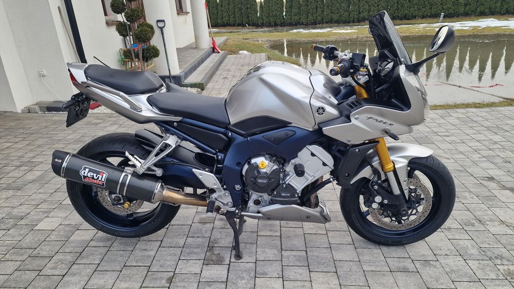Yamaha fz1 super stan