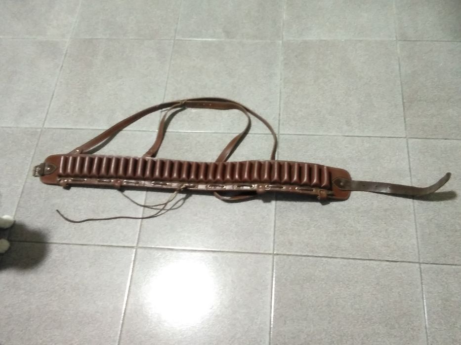 Cartucheira em pele