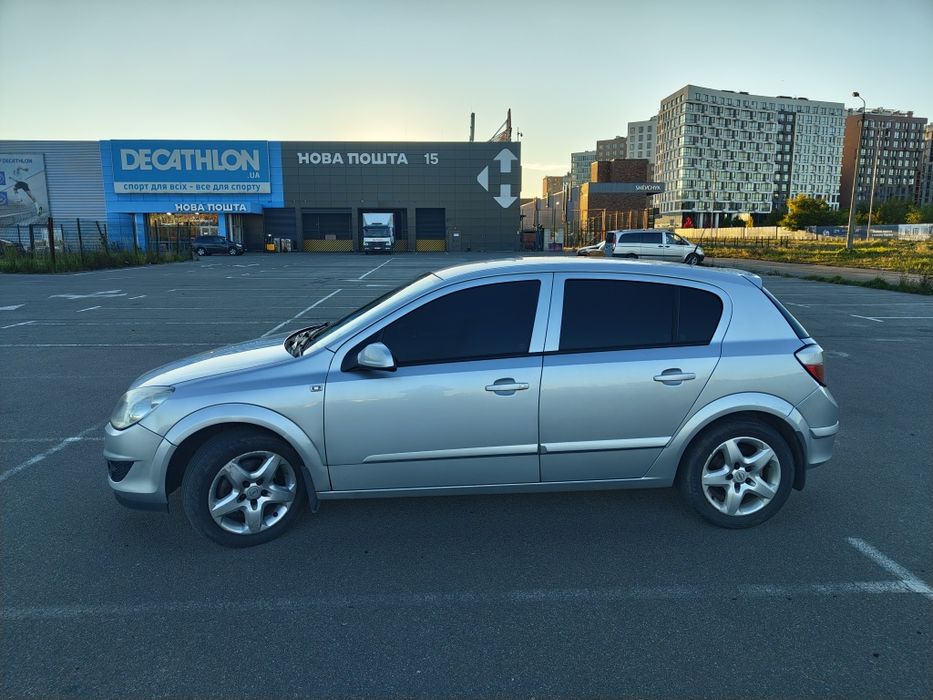 Opel Astra H 2007 1.6 г/б